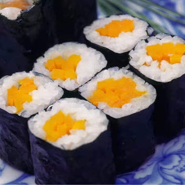 Oshinko Roll.