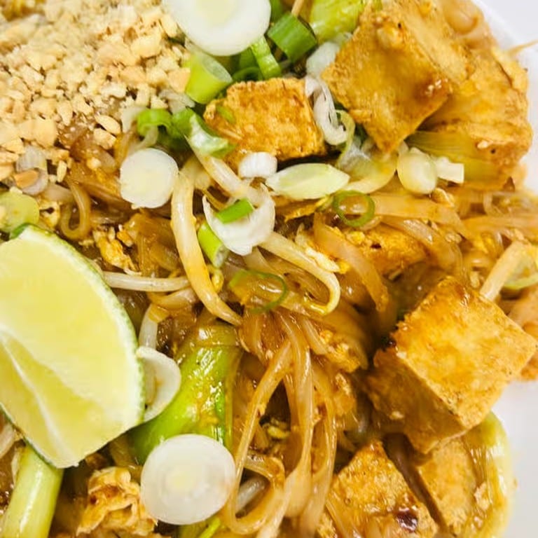 Delicious Pad Thai Experience