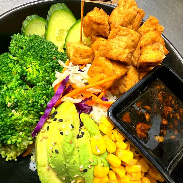 Crispy Tofu Teriyaki Bowl -.
